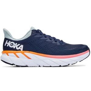 Woman’s Hokas size 11!!